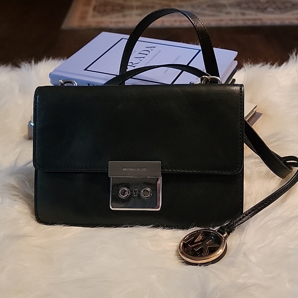Michael Kors Sloan Gusset Black Leather Crossbody Bag